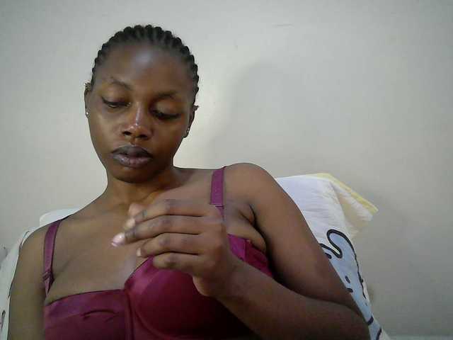 sexy-muna live cam on BongaCams
