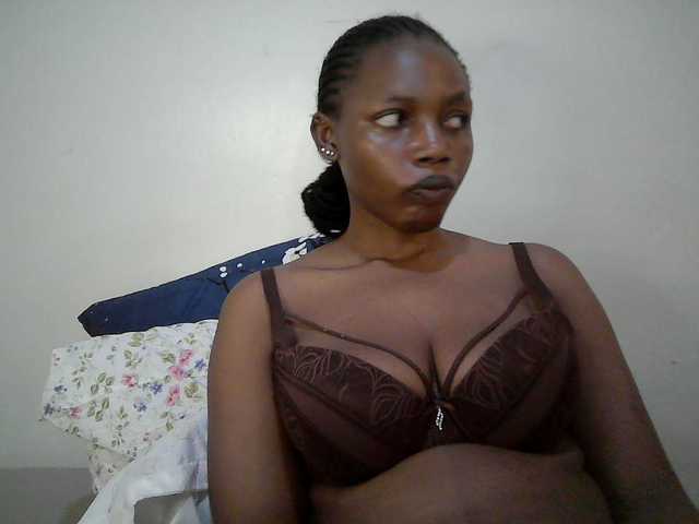 sexy-muna live cam on BongaCams