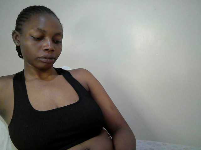 sexy-muna live cam on BongaCams