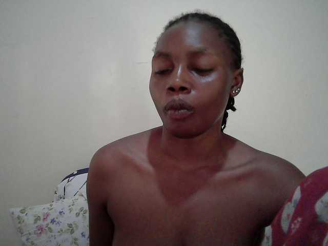 sexy-muna online