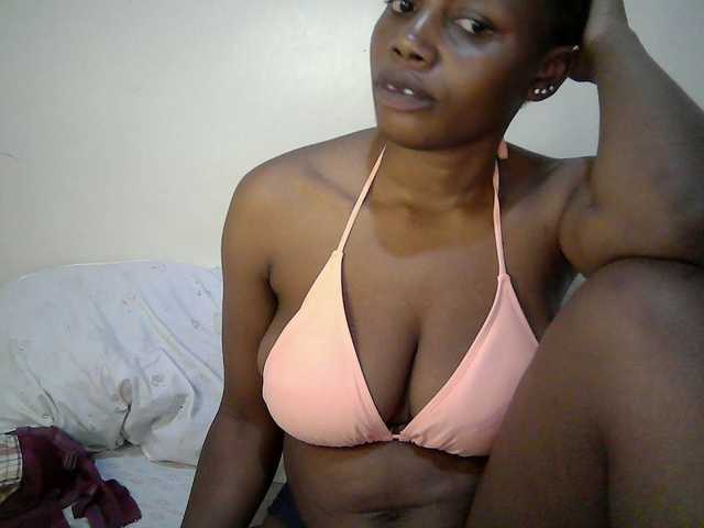 sexy-muna live cam on BongaCams