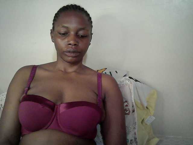 sexy-muna live cam on BongaCams