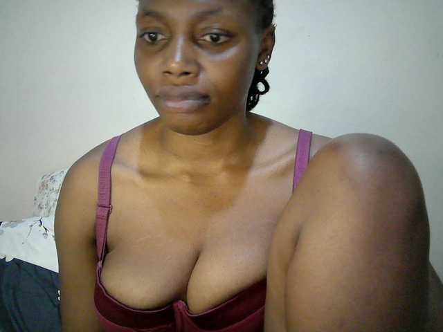 sexy-muna online