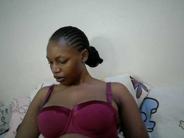 sexy-muna live cam on BongaCams