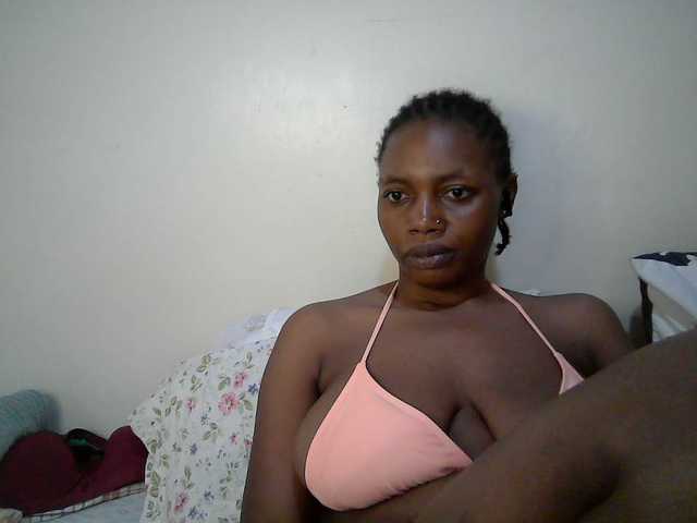 sexy-muna live cam on BongaCams