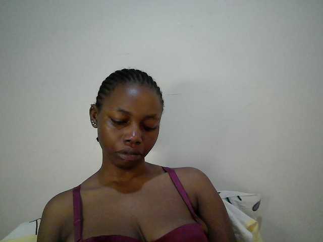 sexy-muna Live Cam on BongaCams