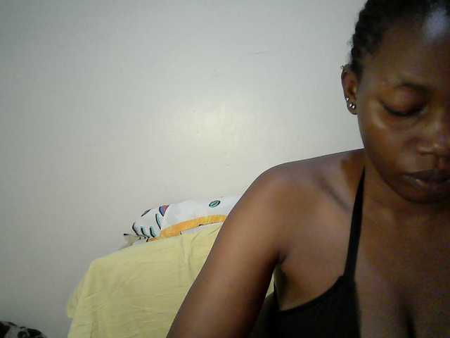 sexy-muna online