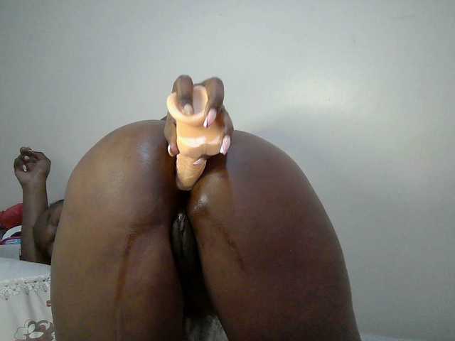 sexy-muna live cam on BongaCams