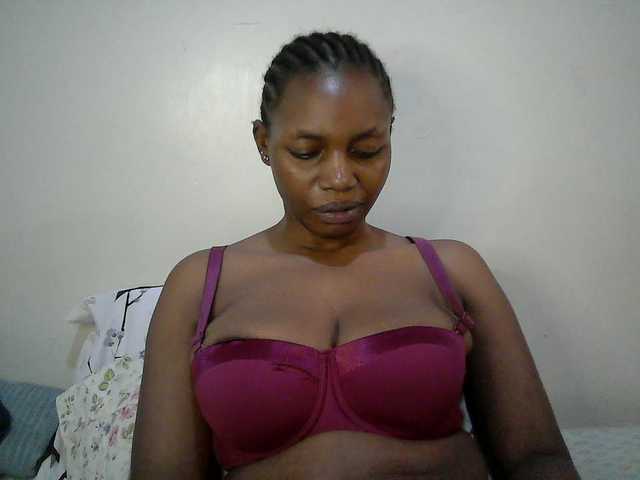 sexy-muna live cam on BongaCams