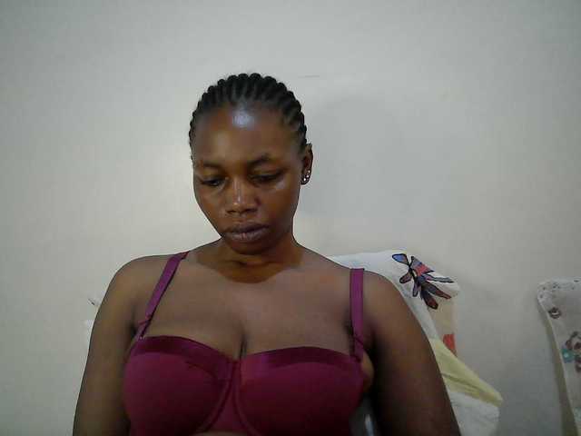 sexy-muna live cam on BongaCams