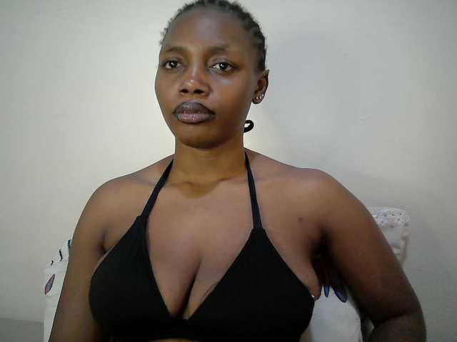 sexy-muna live cam on BongaCams