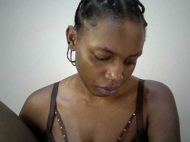 sexy-muna's BongaCams show and profile