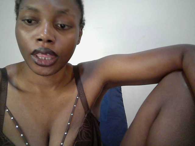 sexy-muna's BongaCams show and profile