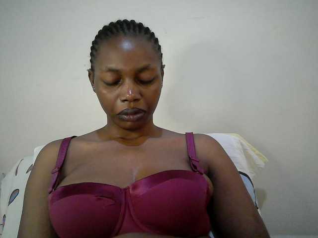 sexy-muna live cam on BongaCams