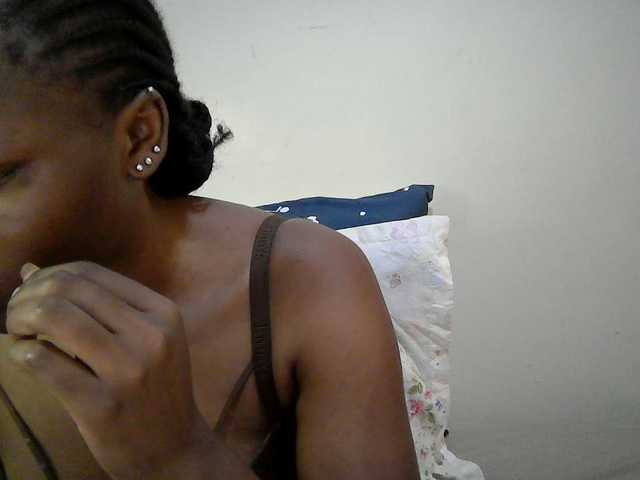 sexy-muna live cam on BongaCams