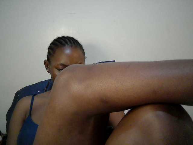 sexy-muna live cam on BongaCams