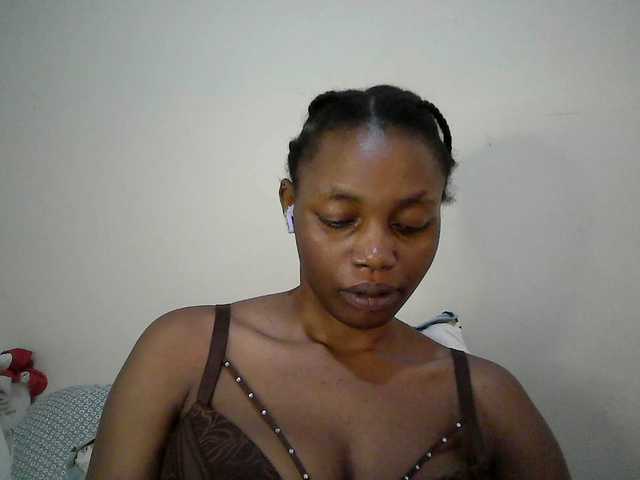 sexy-muna's BongaCams show and profile