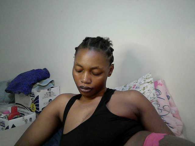 sexy-muna's BongaCams show and profile