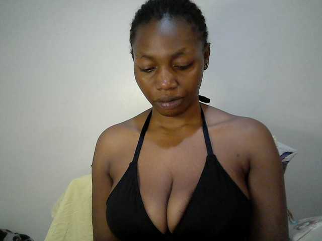 sexy-muna live cam on BongaCams