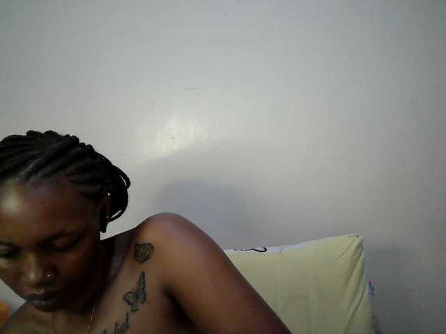 sexy-muna live cam on BongaCams