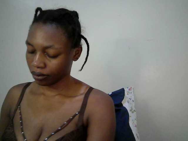 sexy-muna's BongaCams show and profile