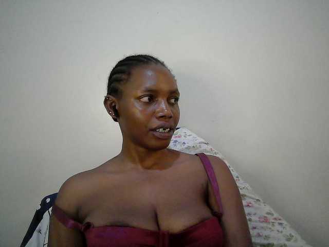 sexy-muna live cam on BongaCams