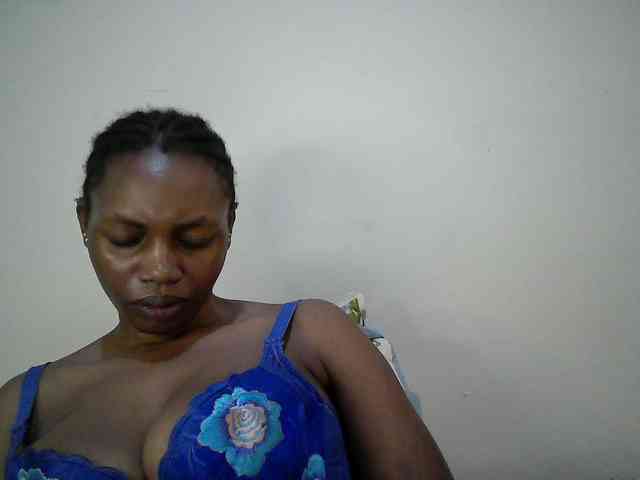 sexy-muna webcam