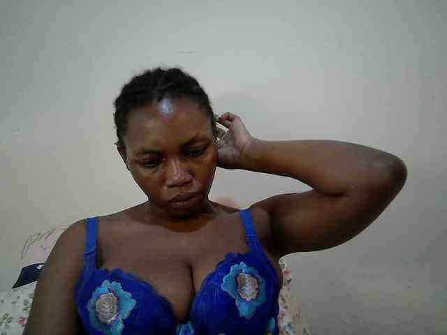 sexy-muna webcam