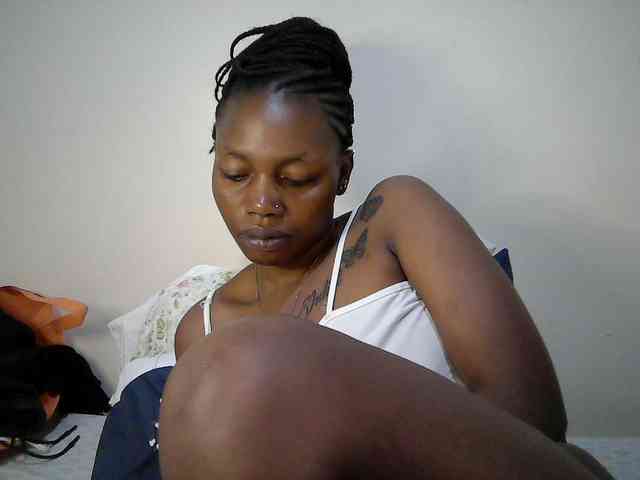 sexy-muna Live Webcam on BongaCams
