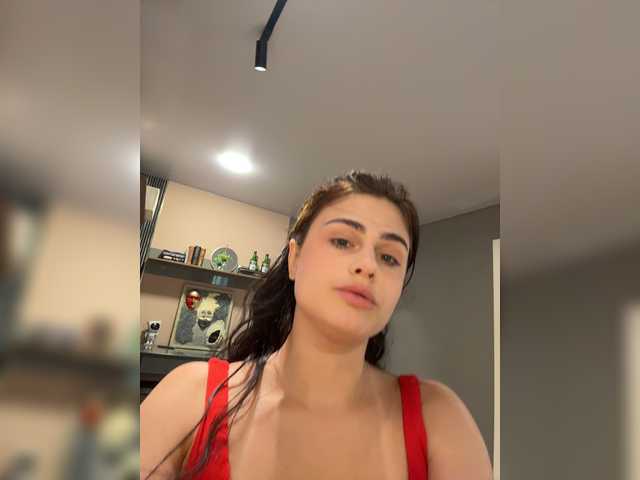 Vanessa-Tenderness live cam