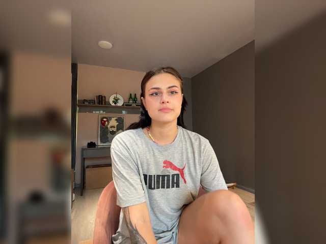 Vanessa-Tenderness live webcam show