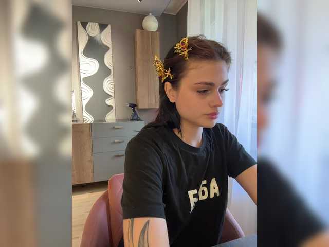 Vanessa-Tenderness live cam on BongaCams