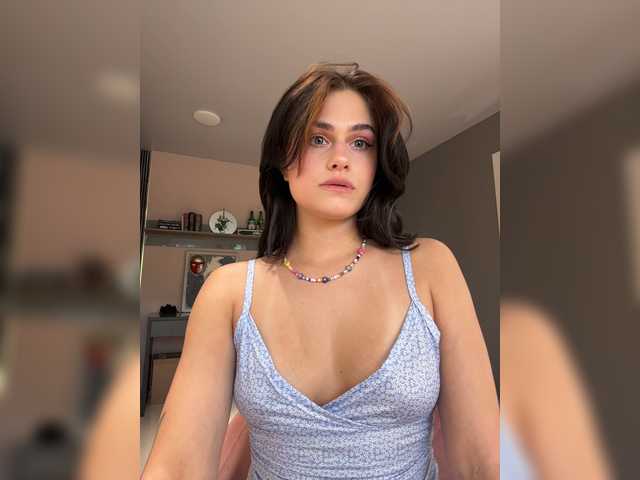 Vanessa-Tenderness live webcam show