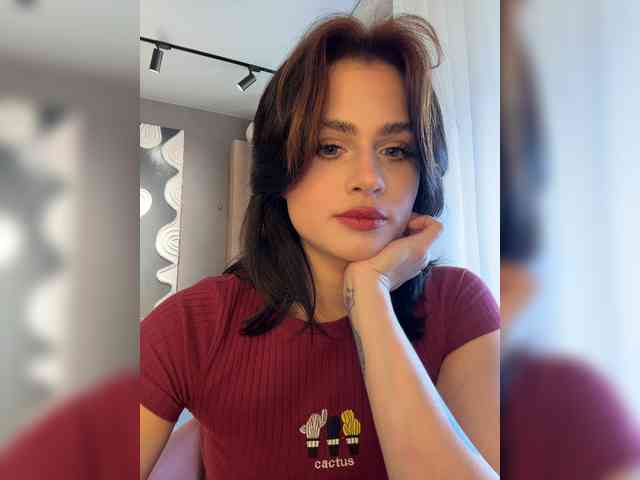 Vanessa-Tenderness webcam