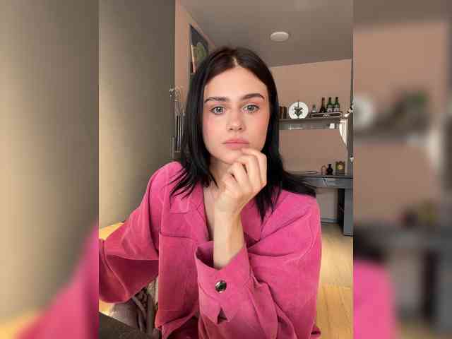 Vanessa-Tenderness webcam