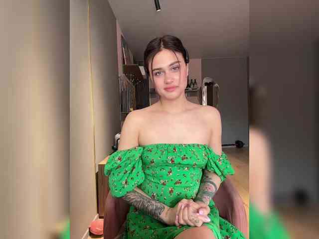 Vanessa-Tenderness webcam