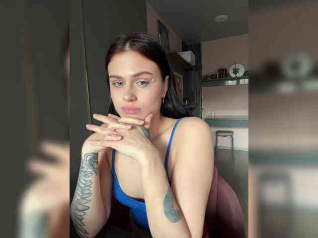 Vanessa-Tenderness webcam