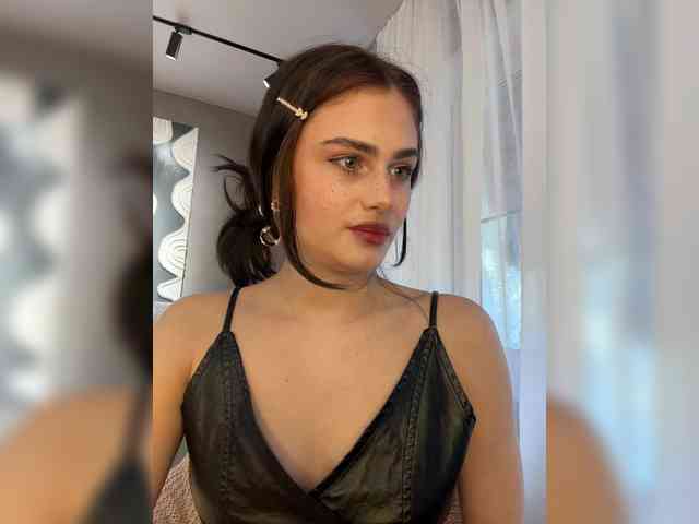 Vanessa-Tenderness webcam