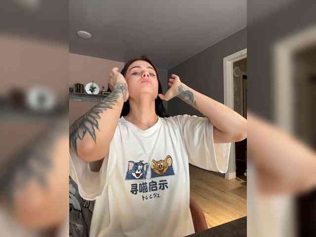 Vanessa-Tenderness webcam