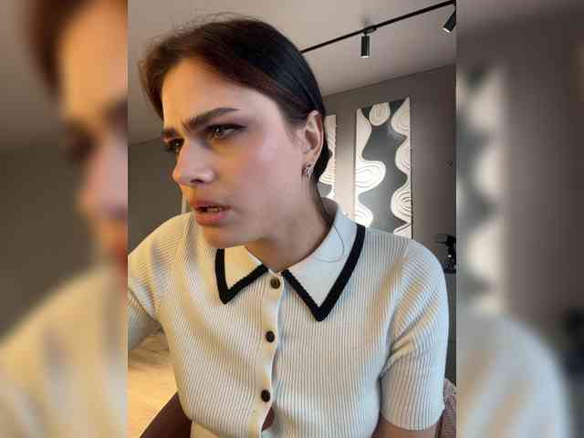 Vanessa-Tenderness webcam