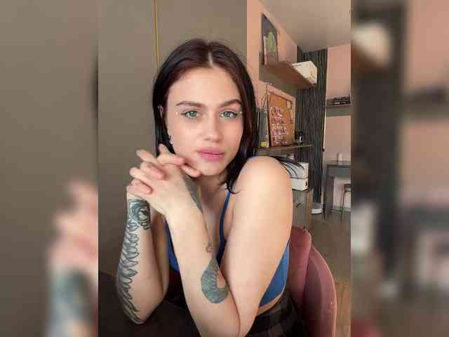 Vanessa-Tenderness webcam