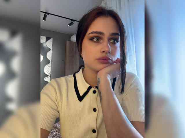 Vanessa-Tenderness webcam