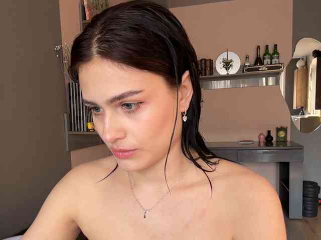 Vanessa-Tenderness webcam