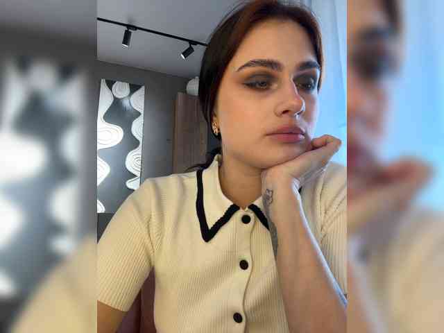 Vanessa-Tenderness webcam