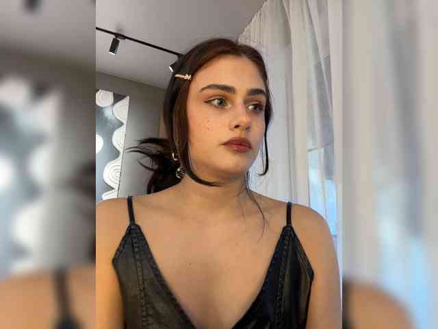 Vanessa-Tenderness webcam