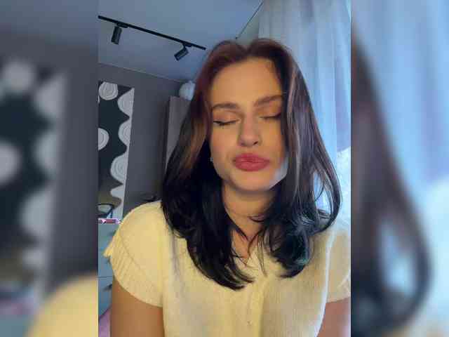 Vanessa-Tenderness webcam