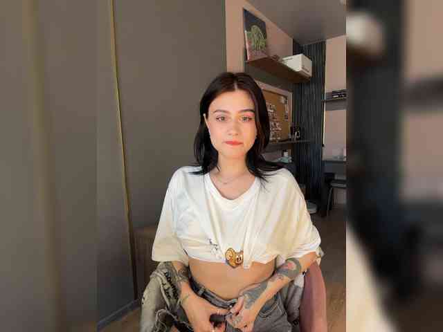 Vanessa-Tenderness webcam