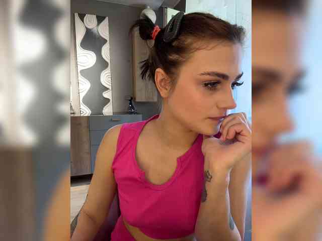 Vanessa-Tenderness webcam