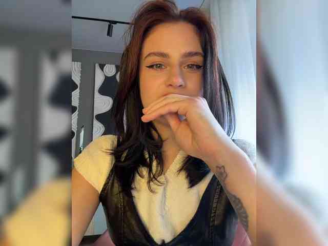 Vanessa-Tenderness webcam