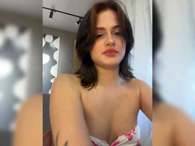 Vanessa-Tenderness webcam